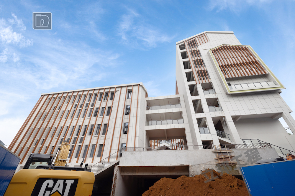 HHE50235.jpg HHE50235.jpg