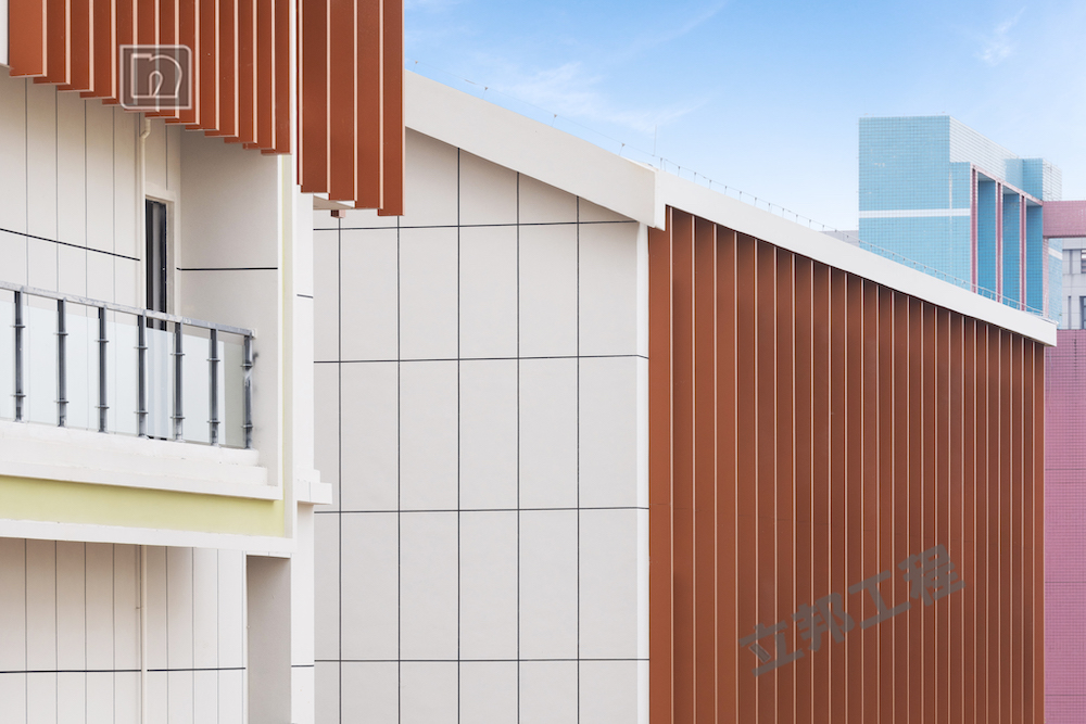 HHE50131.jpg HHE50131.jpg